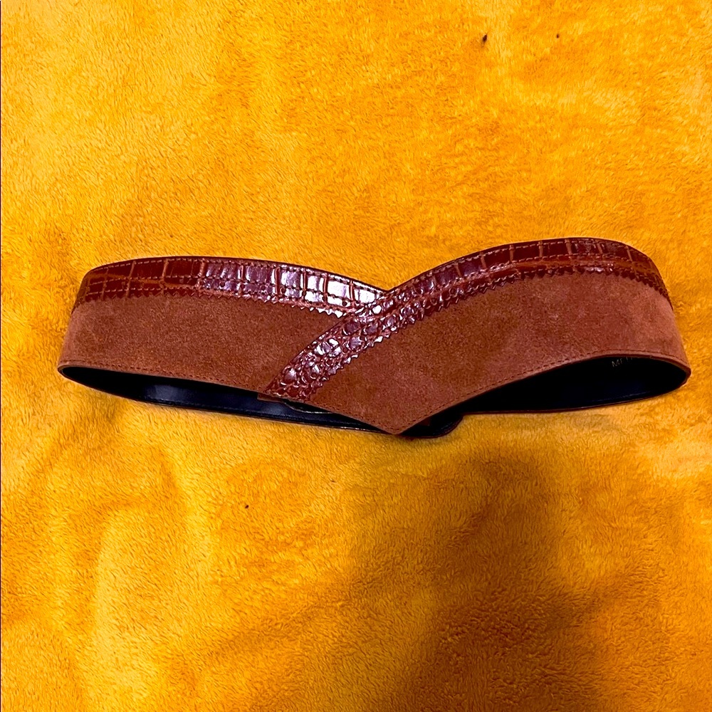 Sexy 80s Brown Suede and Leather Belt